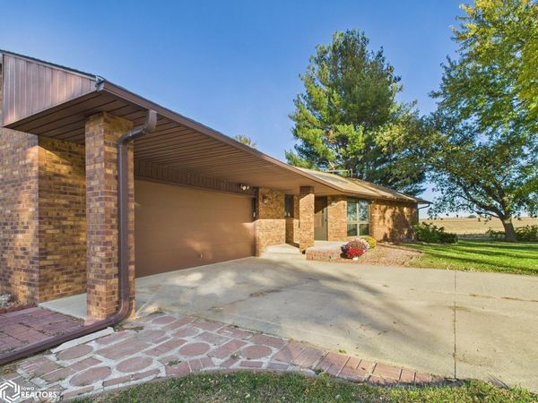 1111 Nebraska Avenue, Essex, IA 51638