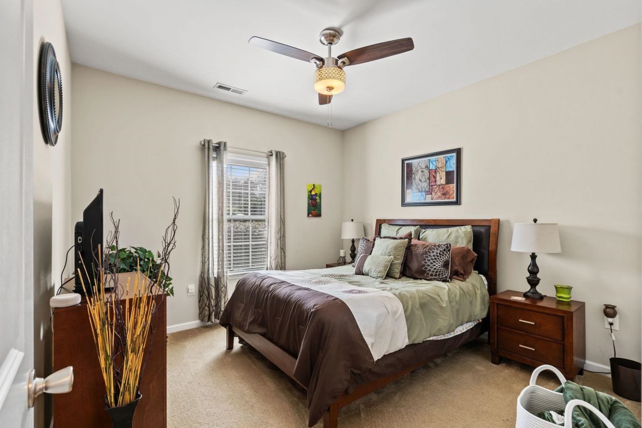 425 Dog Pen Ct. Photo 15