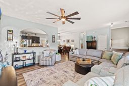 425 Dog Pen Ct. photo 4