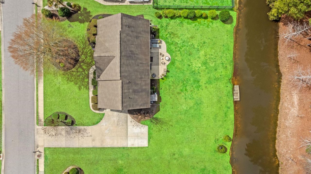 425 Dog Pen Ct. Photo 33