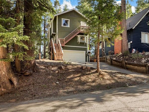 583 W Victoria Court, Lake Arrowhead, CA 92352