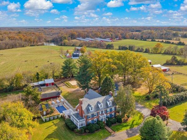 23494 VILLAGE RD, Unionville, VA 22567