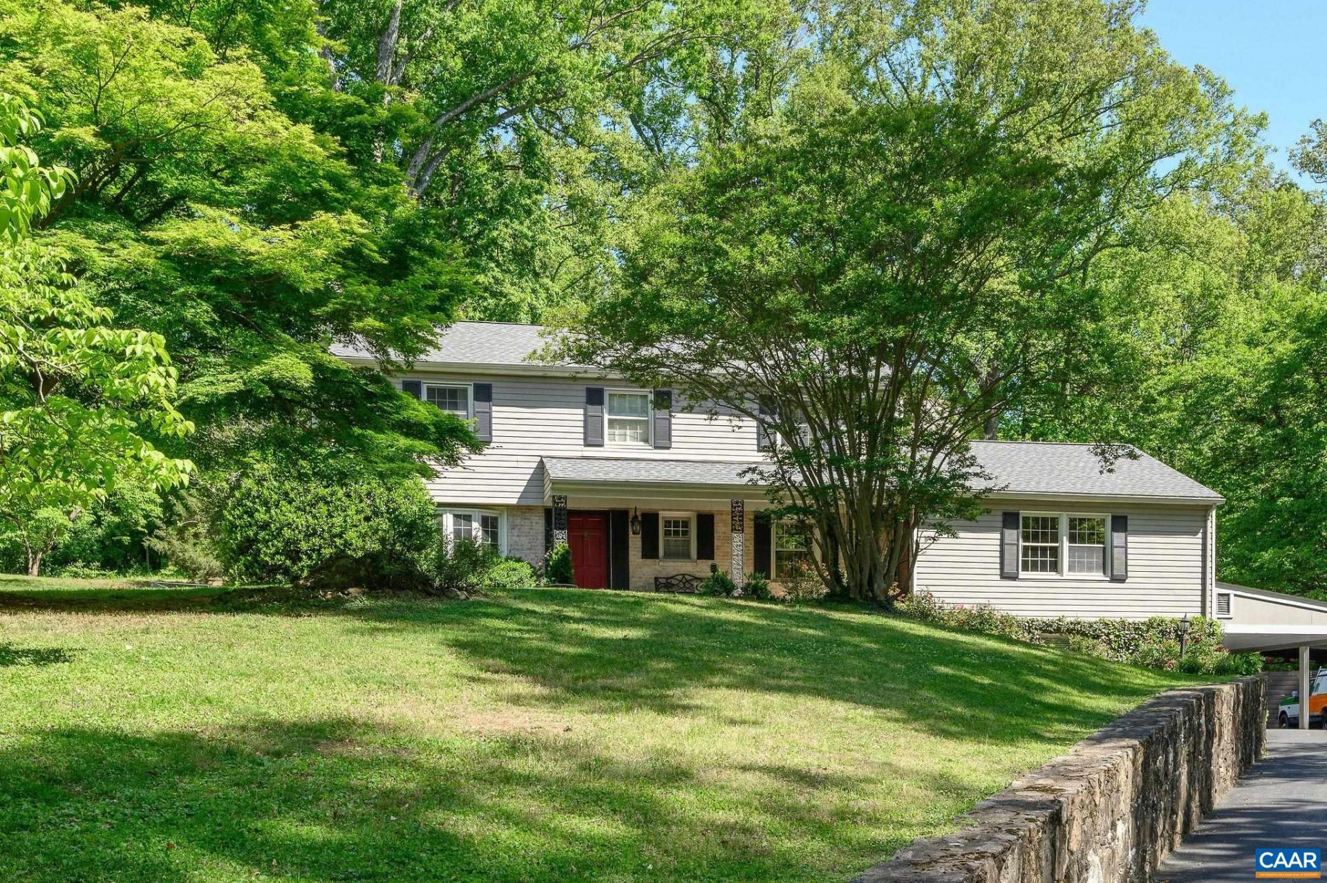 21 Deer Path, Charlottesville, VA 22903 Main Photo