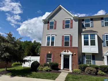 2176 WHISPERING HOLLOW LN, Charlottesville, VA 22911