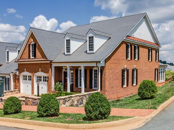 925 MARSH LN, Charlottesville, VA 22903
