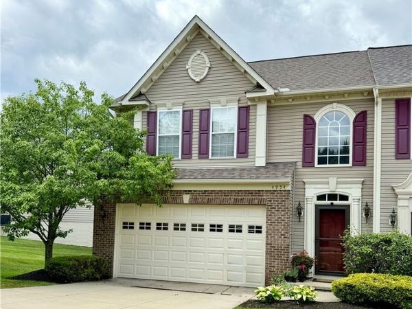4954 Lake View Drive, Peninsula, OH 44264