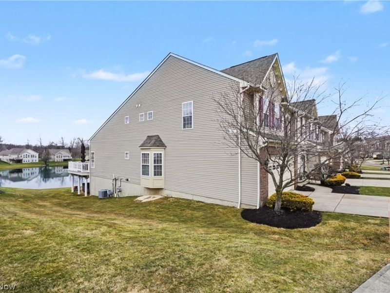 4954 Lake View Drive, Peninsula, OH 44264 Photo 2