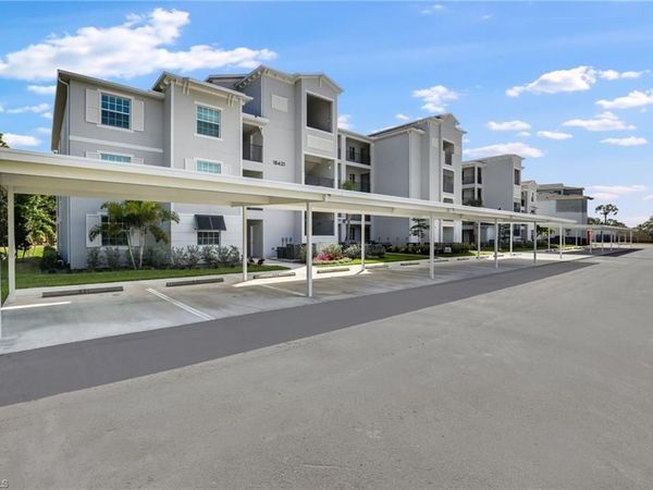 18411 Copperhead CT N, Unit 315, LEHIGH ACRES, FL 33936