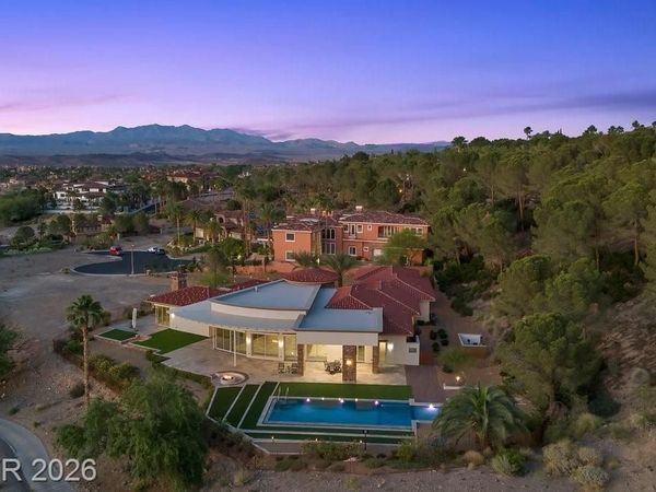 1 Costa Del Sol Court, Henderson, NV 89011