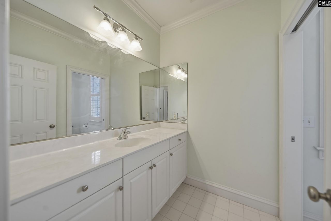 2 Highbourne Court  Photo 19