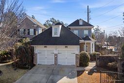 2 Highbourne Court  photo 4