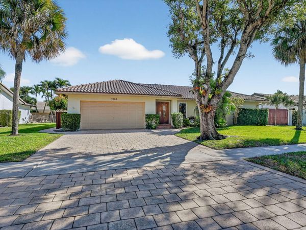 1966 SW 8th Avenue, Boca Raton, FL 33486