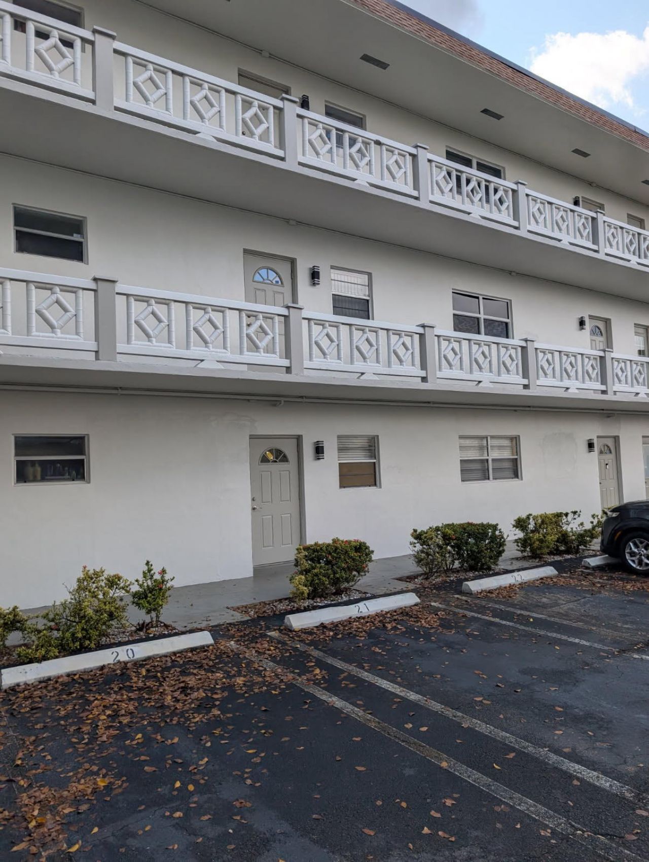 5151 W Oakland Park Boulevard, Unit 204, Lauderdale Lakes, FL 33313 Photo