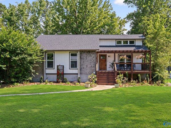 214 10th Avenue NE, Arab, AL 35016