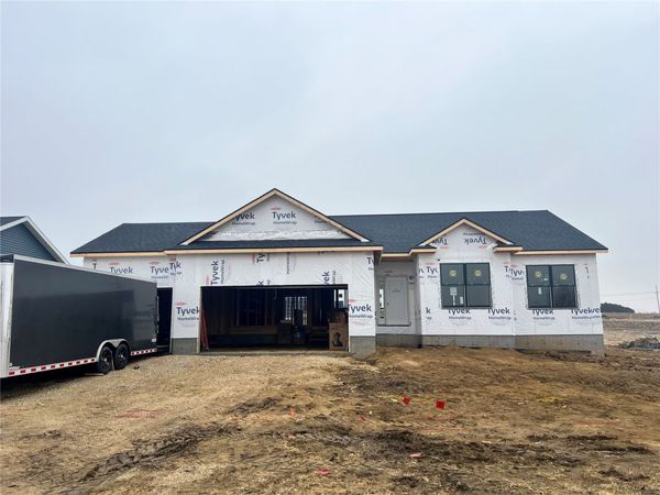 7515 Country Ridge Drive NW, Cedar Rapids, IA 52405