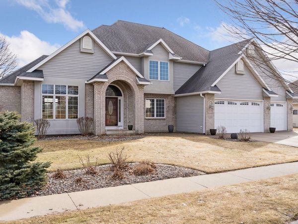 5106 Nicklaus Drive NW, Rochester, MN 55901