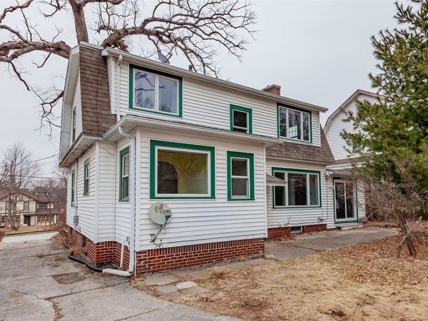 5810 Ingersoll Avenue, Des Moines, IA 50312