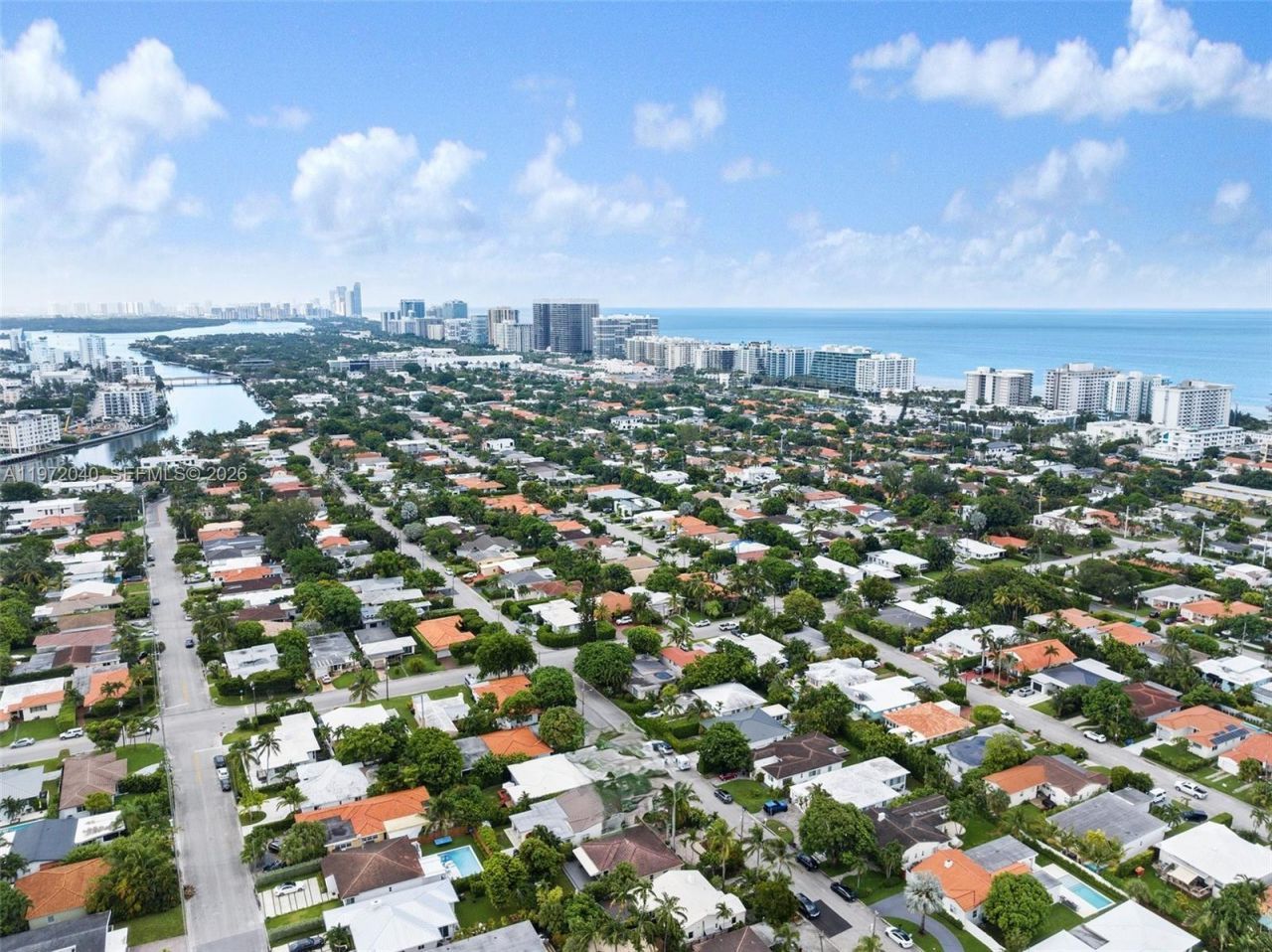 8819 Hawthorne Ave, Surfside, FL 33154 Photo