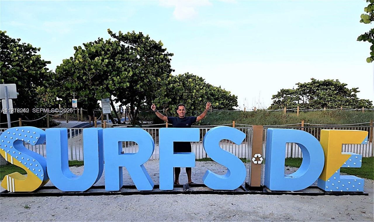 8819 Hawthorne Ave, Surfside, FL 33154 Photo