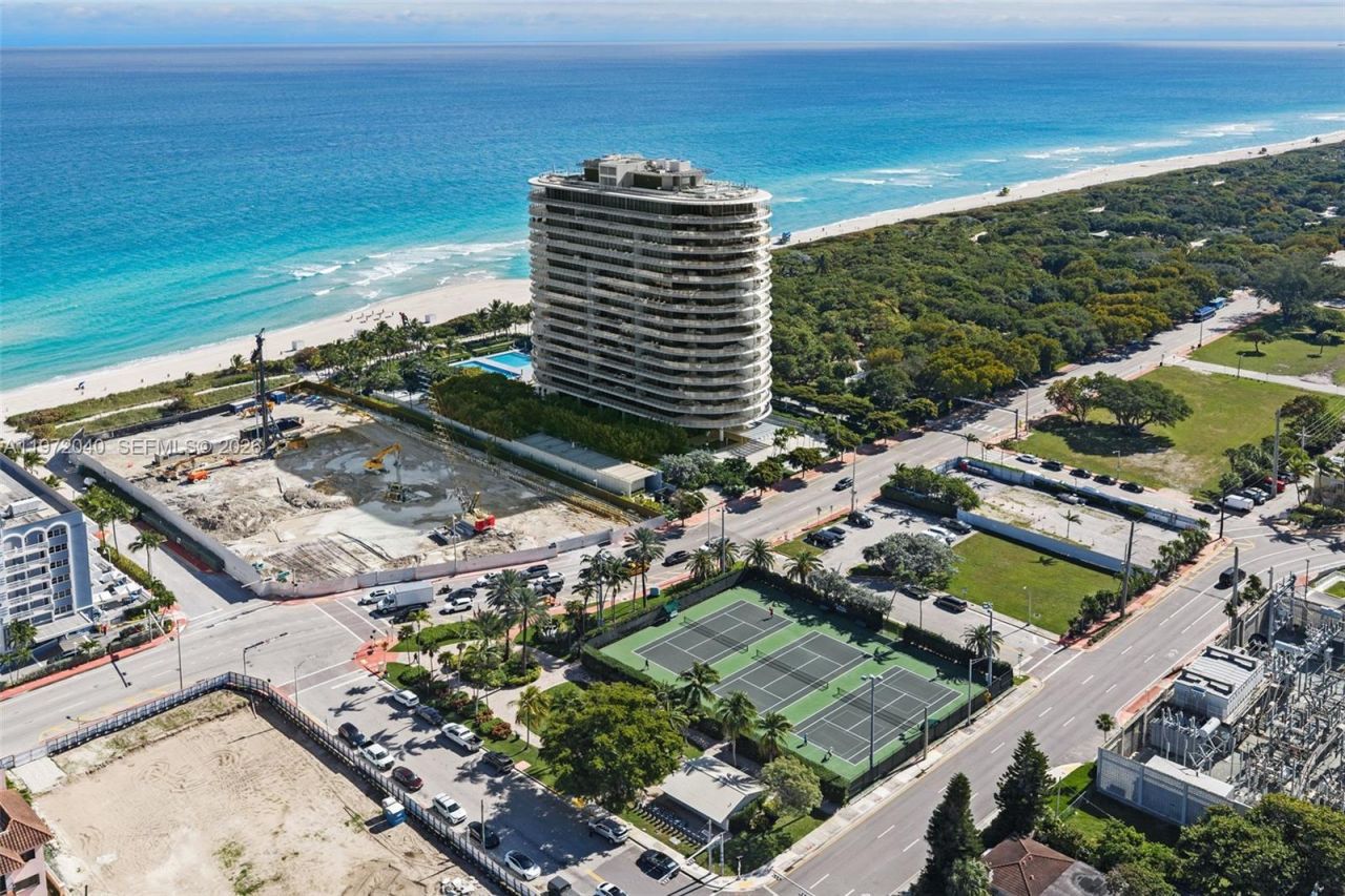 8819 Hawthorne Ave, Surfside, FL 33154 Photo