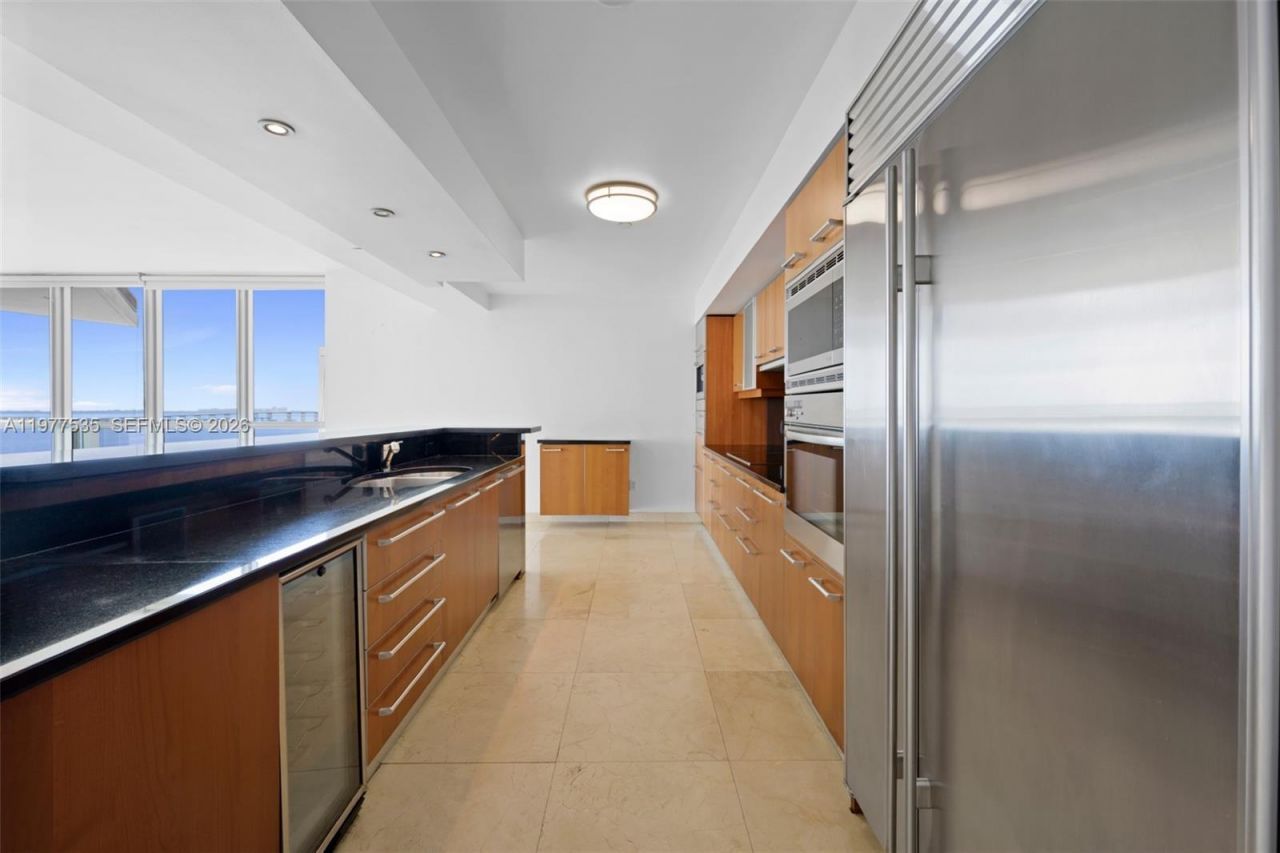 1331 Brickell Bay Dr , Unit 911, Miami, FL 33131 Photo