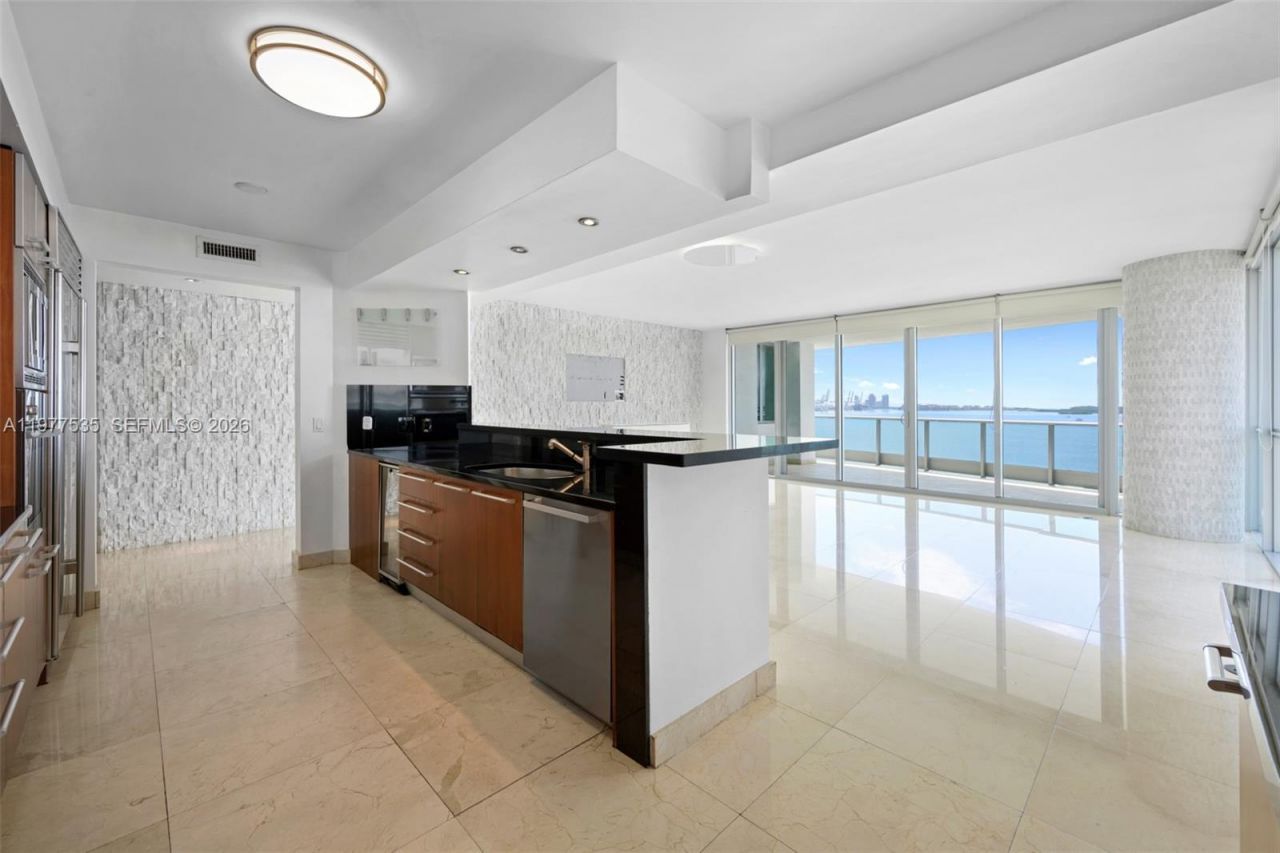 1331 Brickell Bay Dr , Unit 911, Miami, FL 33131 Photo