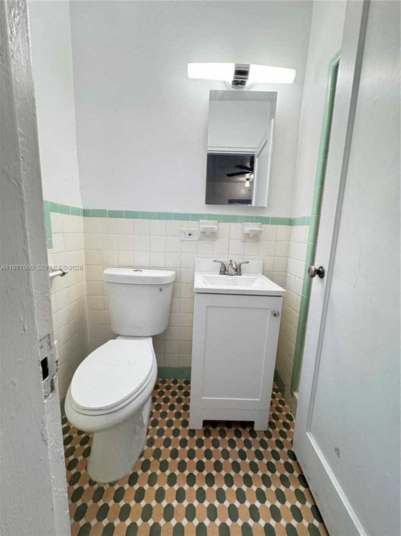 2652 SW 23rd Ave , Unit back, Miami, FL 33133 Photo