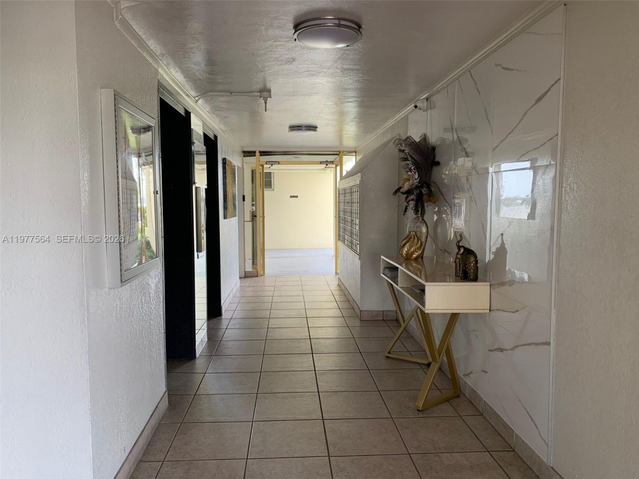 3010 Marcos Dr, Unit R105, Aventura, FL 33160 Photo