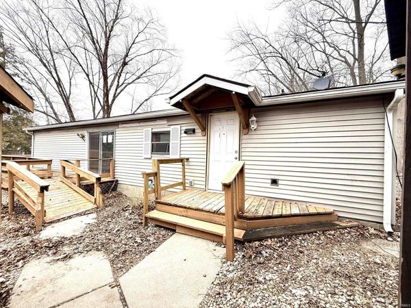 11154 N Landing Road, Monticello, IN 47960