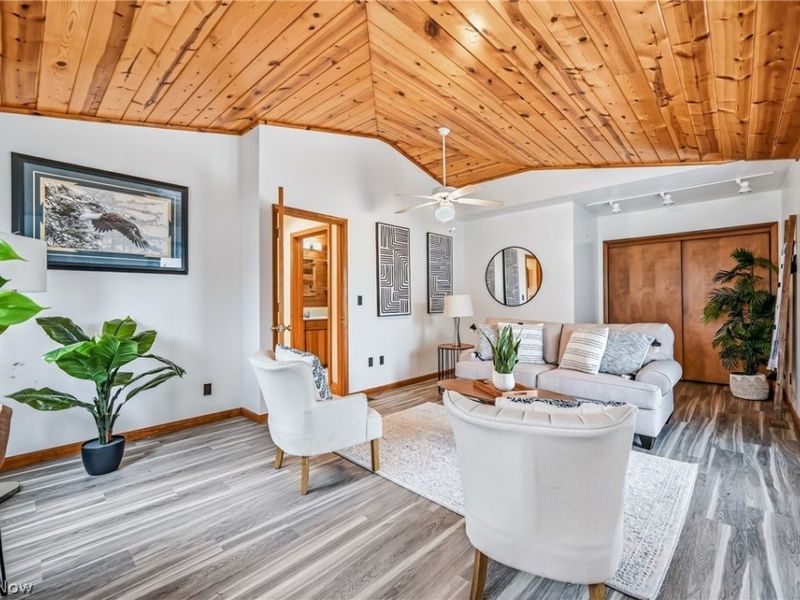 8539 Schubert Avenue NE, Alliance, OH 44601 Photo 26