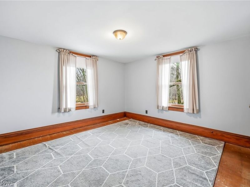 8539 Schubert Avenue NE, Alliance, OH 44601 Photo 30