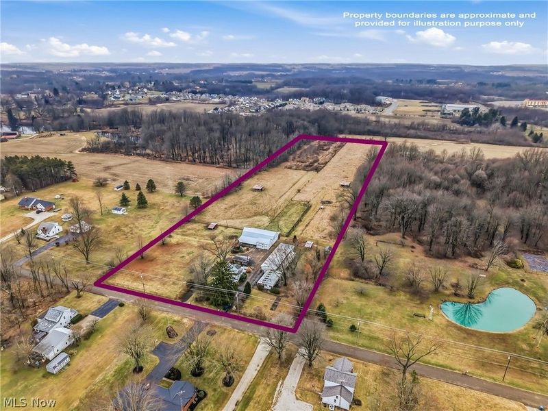 8539 Schubert Avenue NE, Alliance, OH 44601 Photo 4