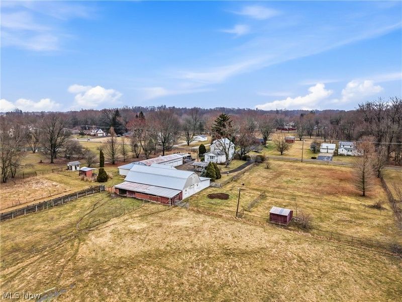 8539 Schubert Avenue NE, Alliance, OH 44601 Photo 8