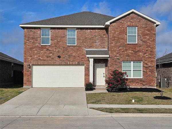767 Camden Drive, Lavon, TX 75166