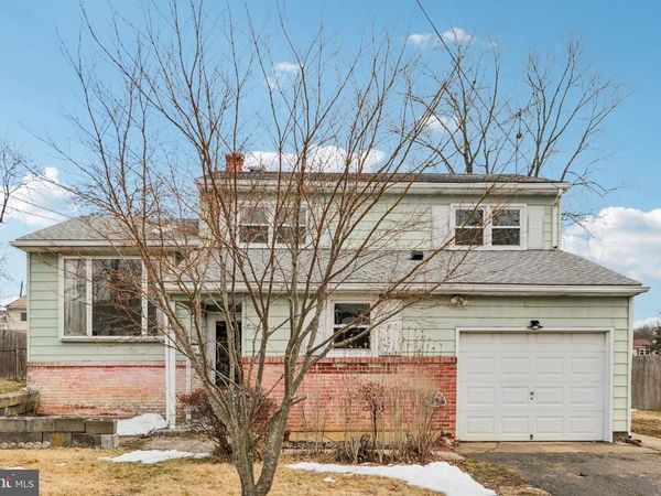 5 FORSGATE LANE, BORDENTOWN, NJ 08505