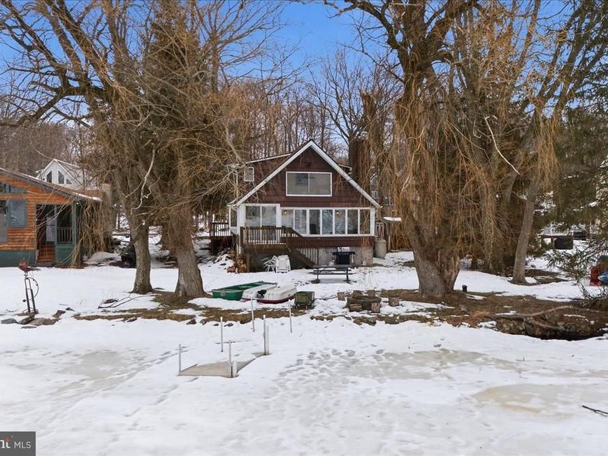 7698 Lake Shore Drive , Pocono Lake, PA 18347 Main Photo