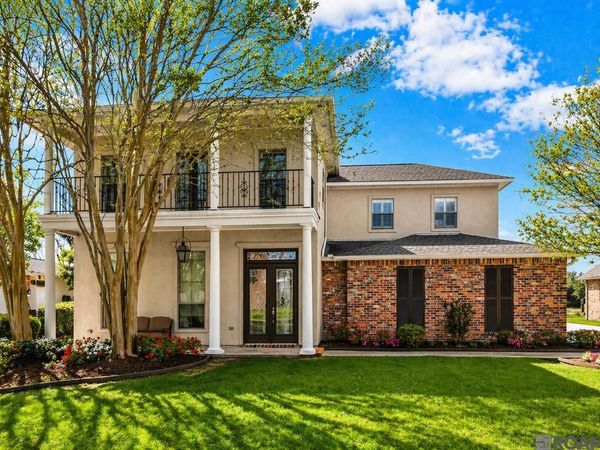 6191 Breeze Point Dr, Gonzales, LA 70737