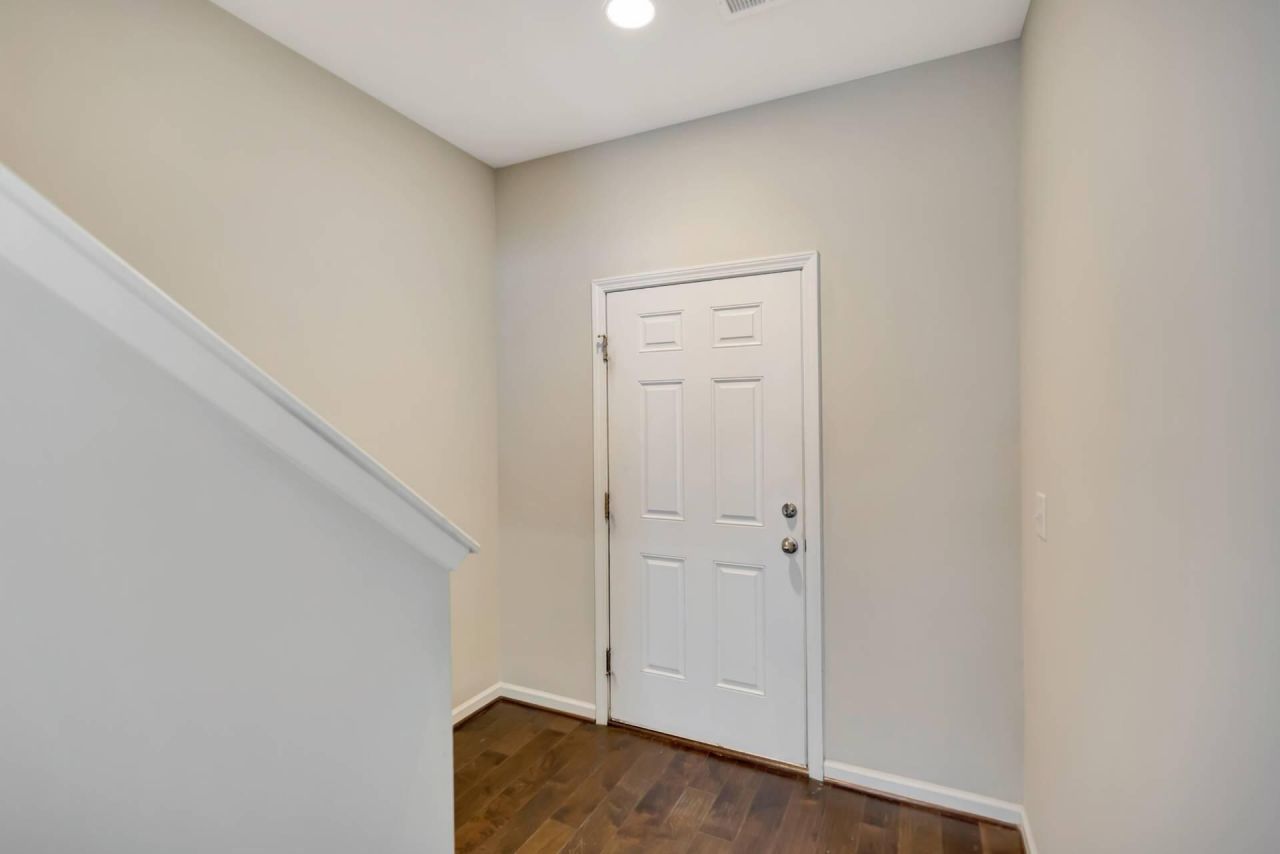 504 Truman Drive Photo 4