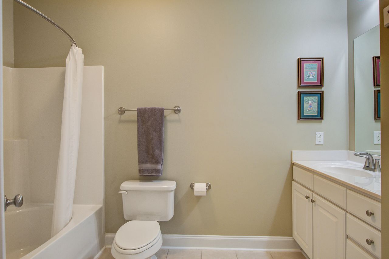 1413 Basildon Road Photo 16