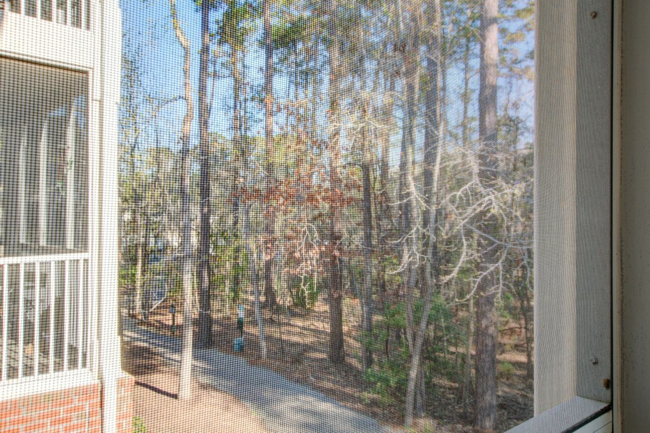 1413 Basildon Road Photo 23