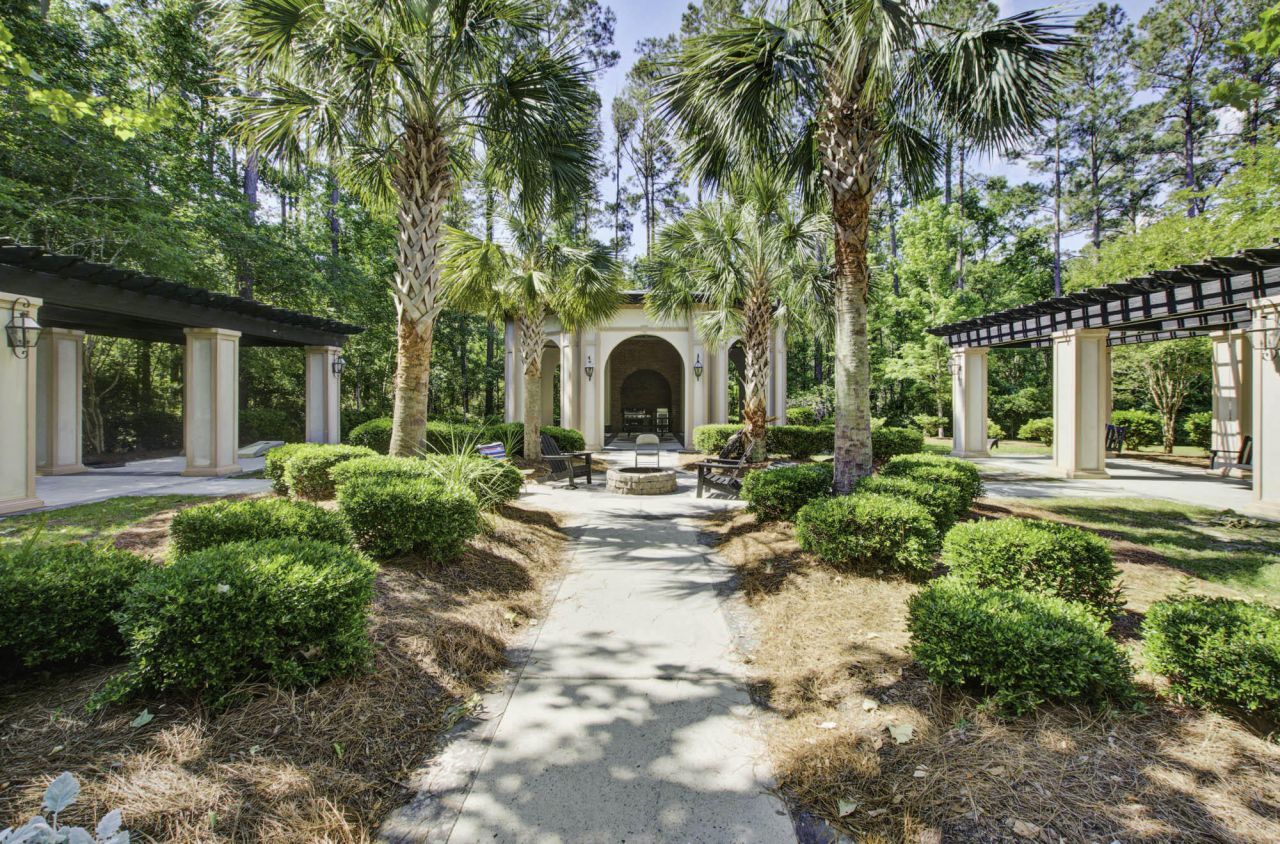 1413 Basildon Road Photo 31