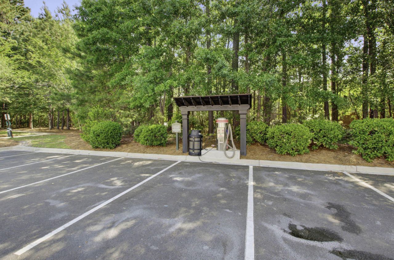 1413 Basildon Road Photo 33