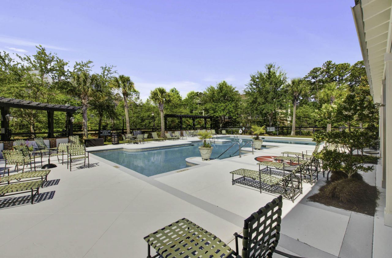 1413 Basildon Road Photo 35