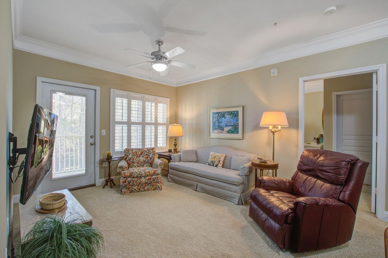 1413 Basildon Road Photo 5