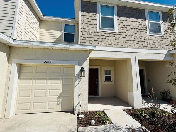 2264 PARAVANE WAY , WESLEY CHAPEL, FL 33543