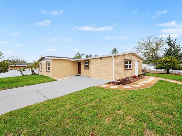 6511 SAWYER COURT, TAMPA, FL 33634