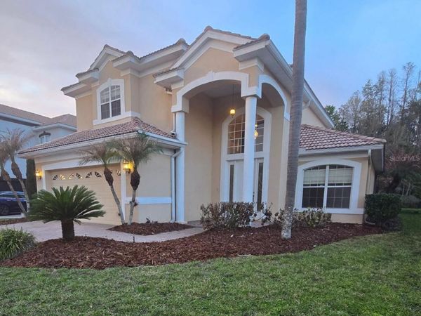 10884 CORY LAKE DRIVE , TAMPA, FL 33647