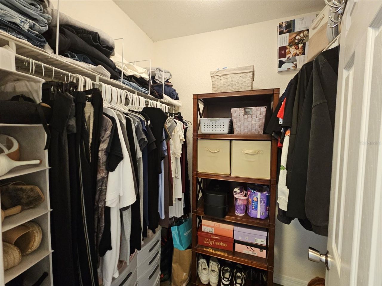 10265 Gandy Boulevard N, Unit 1701, Saint Petersburg, FL 33702 Photo