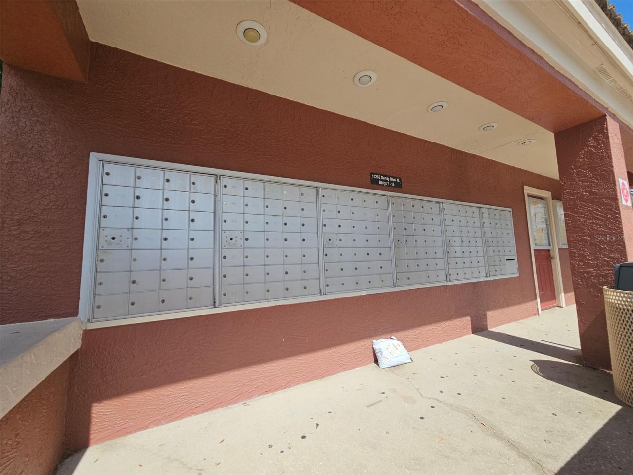 10265 Gandy Boulevard N, Unit 1701, Saint Petersburg, FL 33702 Photo