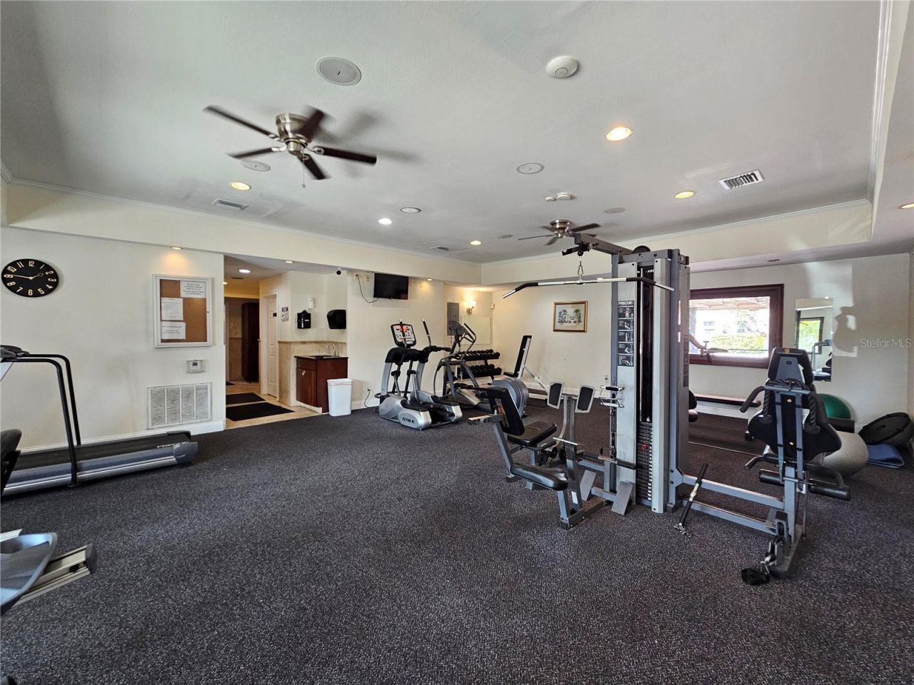 10265 Gandy Boulevard N, Unit 1701, Saint Petersburg, FL 33702 Photo